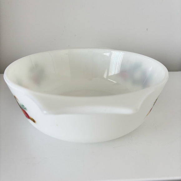 VINTAGE PYREX England White Milk Glass Casserole Bowl dish Tuscany Market Garden - Picture 7 of 14